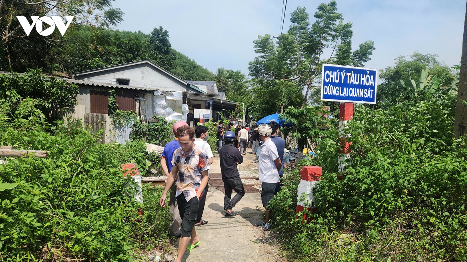 Một phụ nữ bị tàu hỏa tông tử vong khi bằng qua đường sắt